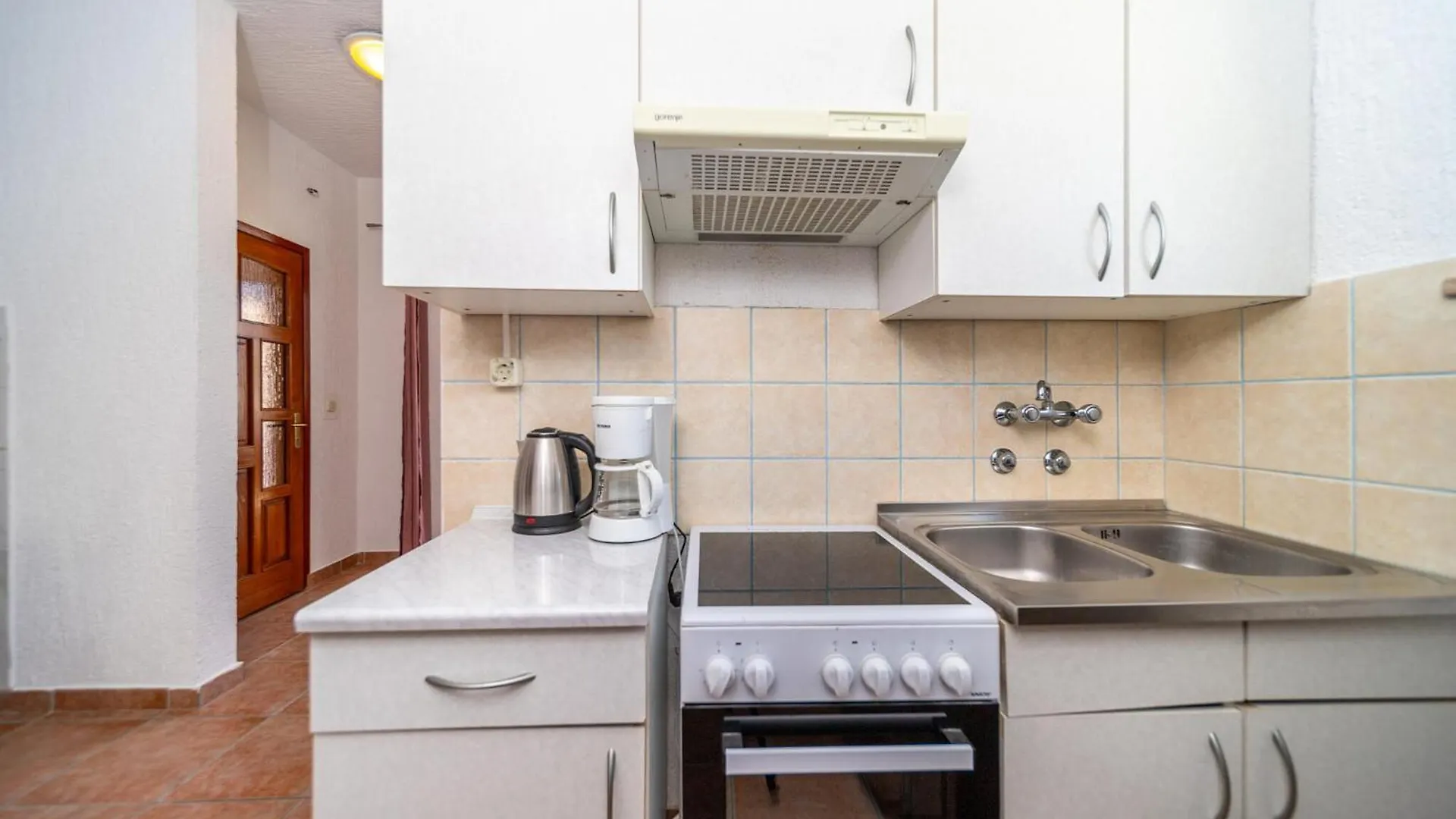 Lovely Apartment In Barbat Na Rabu With Kitchen Chorvatsko